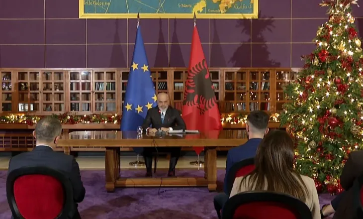 “Ushtria jonë, më e mirëpaguara në rajon”, Rama: Shqipëria do prodhojë dronë e mjete të blinduara! Do blejmë dy avionë zjarrfikës