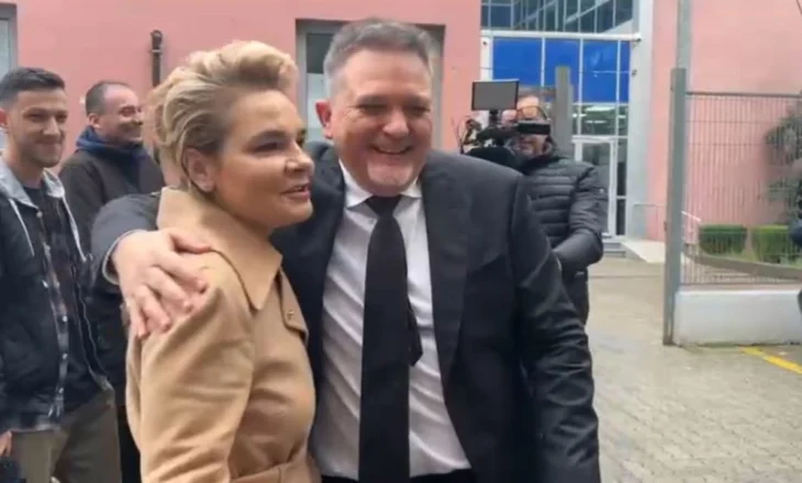 “Vetëm shumë mos e kruaj se…”/ Kryemadhi batuta me Julian Dedën para SPAK: Më thirrën për Metën