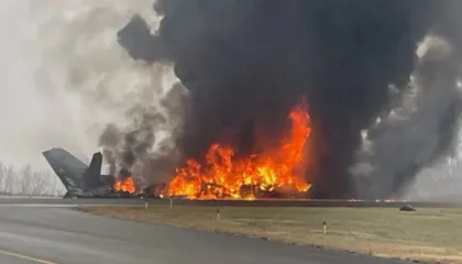 VIDEO/ Aksident ajror në SHBA, avioni përlaset në pistë, raportohet për disa viktima