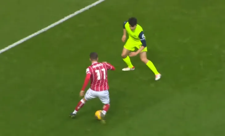 VIDEO/ Anis Mehmeti shënon gol në “Boxing Day”, talenti i Shqipërisë ia del nga distanca kundër WBA