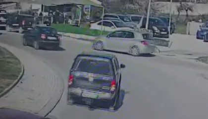 VIDEO / Dalin pamjet e sherrit në Vlorë, një prej autorëve polic bashkiak