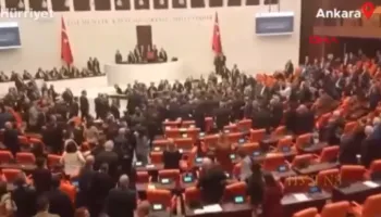 VIDEO/ Debati për buxhetin e shtetit, përleshje fizike në Kuvendin e Turqisë