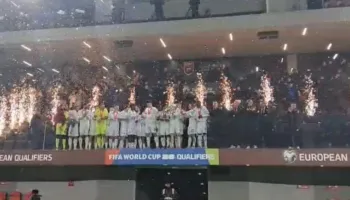 VIDEO/ Fitoi Superkupën e Shqipërisë, Dinamo “ngre në qiell” trofeun