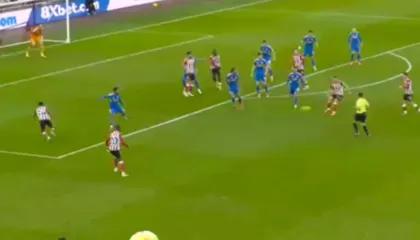 VIDEO/ Granit Xhaka i lë të gjithë pa fjalë, shikoni asistin që i nxjerrë të gjithë kundërshtarët jashtë kohe