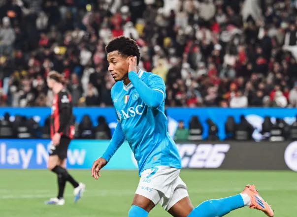 VIDEO/ Napoli “fluturon” në finalen e Superkupës së Italisë, Milan bie në Riad