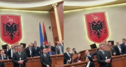 Video/ “O doktor, shih sa bukur duket kur bashkëqeverisni me ne”, deputeti i PS nxjerr pamjet nga sherri brenda Parlamentit