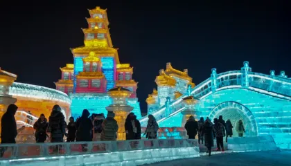 Video/ Parku spektakolar i akullit dhe borës në Kinë hap dyert edhe këtë vit