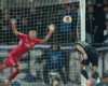 (VIDEO) Real Madrid kalon mes “fantazmash”: Lunin fluturon dhe heq golin e mundshëm të barazimit në fund!