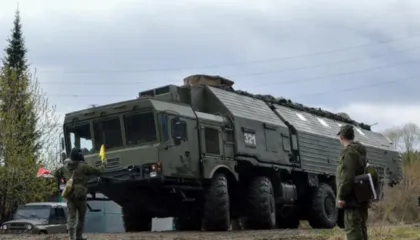 Video/ Rusia shfaq sistemin e saj të raketave Oreshnik në Bjellorusi, synon të rrisë aftësinë për të goditur objektiva në rast lufte
