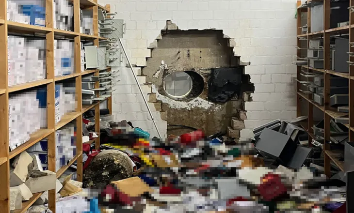 VIDEO/ Vjedhje spektakolare në Gjermani, grabiten mijëra kasaforta në një bankë, dëmi deri në 30 mln euro