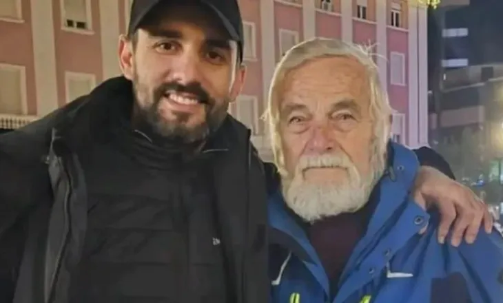 Viktor Zhusti i rikthehet fotos me Adriatik Lapajn: Më thanë ‘i pafytyrë, pa dinjitet dhe Sorosian’! Përgjigje për..