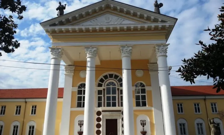 Viti 2025 në art dhe kulturë, artistët: Probleme të vazhdueshme, Ministria e Kulturës të fokusohet me prioritet në…