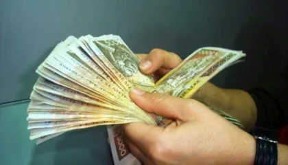 Vjen super lajmi/ Ja sa do të rritet paga minimale duke nisur nga 1 Janari