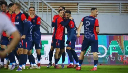 Vllaznia rikthehet me fitore, fundi i krizës ndaj Flamurtarit