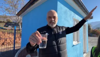 “Vlonjatëve të mi iu them…”, Rama reagon për mungesën e ujit: Pajisjet e montuara në 2009, jashtë standardeve! Të rejat po vijnë sot nga Stambolli