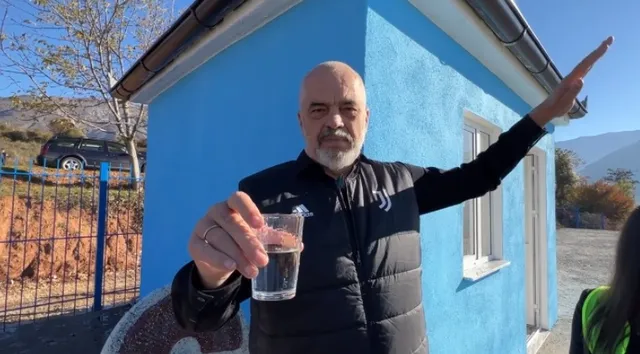 “Vlonjatëve të mi iu them…”, Rama reagon për mungesën e ujit: Pajisjet e montuara në 2009, jashtë standardeve! Të rejat po vijnë sot nga Stambolli