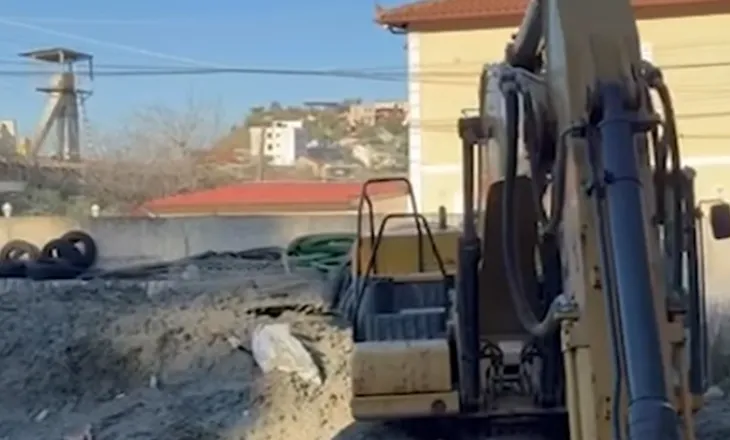 Vlora pa ujë! Vlonjatët në protestë, teknikët dhe inxhinierët nisin provën e tretë për furnizimin