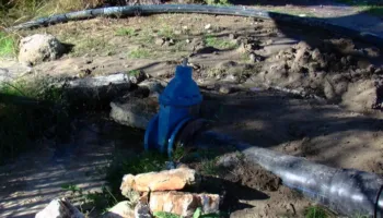 Vlorës nuk i ndahet ‘syri i keq’, gjysma e qytetit e pret Vitin e Ri pa ujë