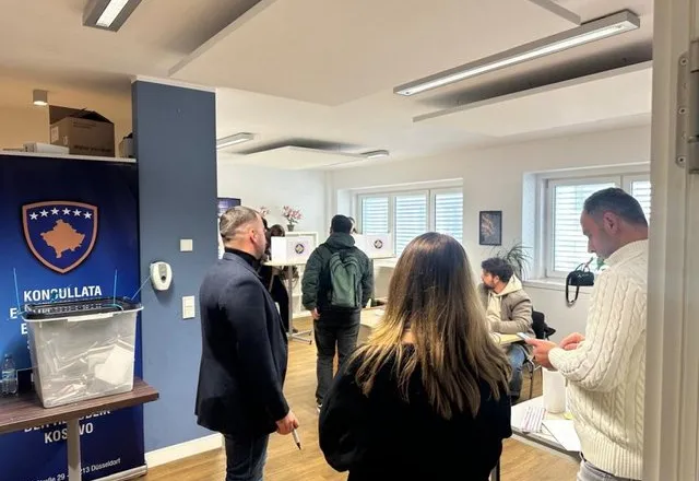 Votimi në 29 përfaqësi diplomatike jashtë Kosovës, ja kur pritet të mbyllet votimi