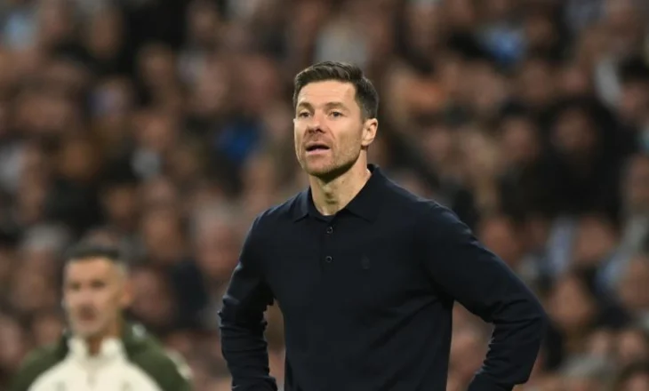 Xabi Alonso në “fije të perit”, ja emrat që qarkullojnë për ta zëvendësuar 
