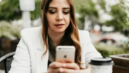 Zakonet në rrjetet sociale që po na shkatërrojnë ngadalë jetën