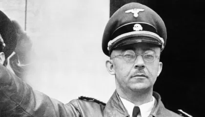 Zbulimi tronditës: Gjyshi i një burri ishte Heinrich Himmler, arkitekti i Holokaustit