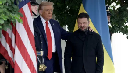 Zelensky njofton takimin me Trump: Shumë gjëra mund të vendosen para Vitit të Ri