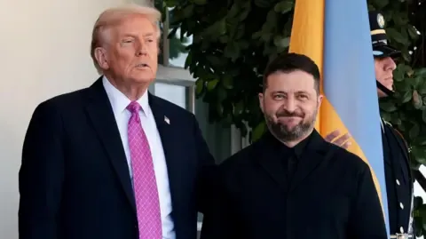 Zelensky: Rusia “nuk dëshiron paqe”, para takimit në Florida me Trumpin