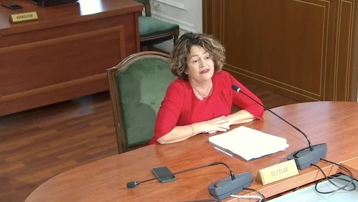 Zgjedhja e Avokatit të Popullit – Ndryshimet e papritura në procedurë shkaktojnë debat mbi transparencën dhe standardet e procesit