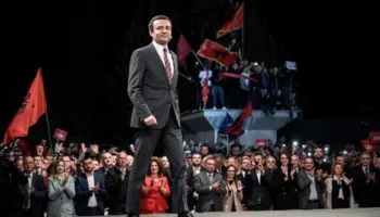 Zgjedhjet/ Mediat e huaja ‘The Guardian’, ‘jehonë’: Kosova voton sot, për t’i dhënë fund krizës politike