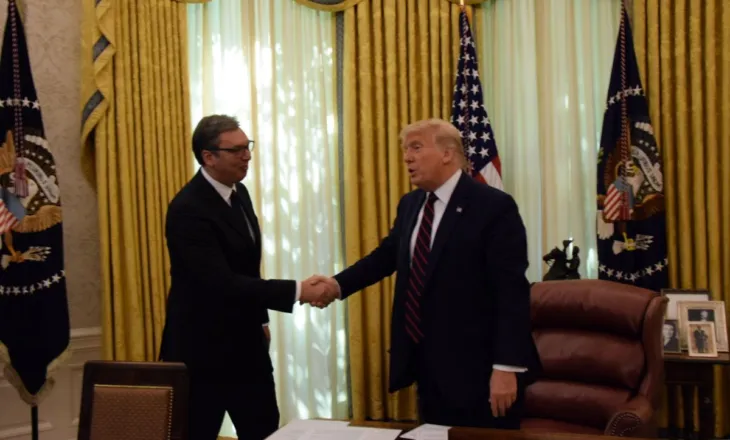 Zhgënjimi për Vuçiçin ka një emër: quhet Trump!