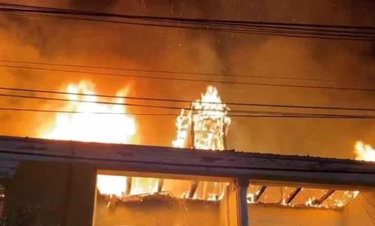 Zjarr në Kalanë e Elbasanit, merr flakë një banesë brenda zonës muzeale