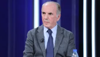 Zogaj: Berisha është pozicionuar si një armik i egër i SPAK, kaosi në Kuvend për të galvanizuar situatën