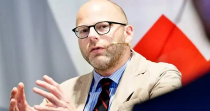 Zot, ky është budallallëk/ Toby Vogel akuzon Kallas për idenë e hedhur lidhur me dialogun Kosovë-Serbi