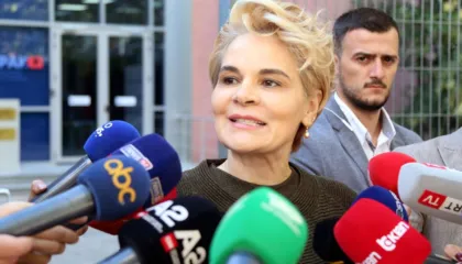 Zyrtare/ Surpriza e parë e Big Brother VIP 5, Monika Kryemadhi i bashkohet Arbër Hajdarit në rolin e opinionistes