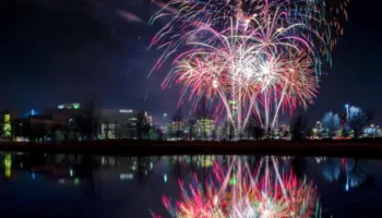 Zyrtarisht jemi në vitin 2026, ja vendi i parë që festoi ndërrimin e viteve dhe shpërtheu fishekzjarrët