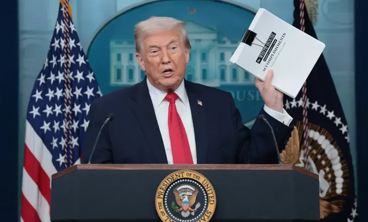 1 vit në Shtëpinë e Bardhë, Trump ‘bën bilancin’ e sukseseve: Nga sulmet antidrogë, Venezuela dhe OKB…Po Groenlanda?