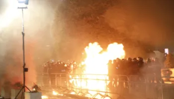 11 policë të lënduar në protestën e opozitës, marrin mjekim në spital