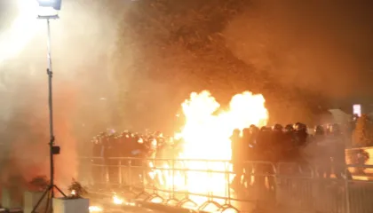 11 policë të lënduar në protestën e opozitës, marrin mjekim në spital
