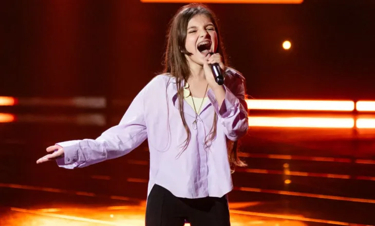11-vjeçarja Serena Marku nga Lezha mahnit Italinë në konkursin prestigjioz “The Voice Kids of Italy”