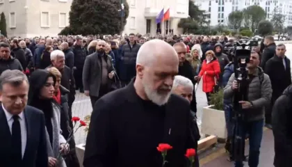 15 vite nga 21 Janari, Rama sulmon Berishën: Deshi t’u tregonte shqiptarëve se të vret me të vërtetë