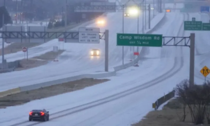 180 mln njerëz në gatishmëri, 20 shtete amerikane shpallin gjendjen e jashtëzakonshme për shkak të stuhisë