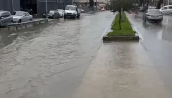 20 orë që nuk bie shi, por niveli i ujit nuk bie, se hodrovori 19 milionë euro i Ramës nuk punon