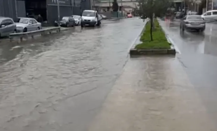 20 orë që nuk bie shi, por niveli i ujit nuk bie, se hodrovori 19 milionë euro i Ramës nuk punon