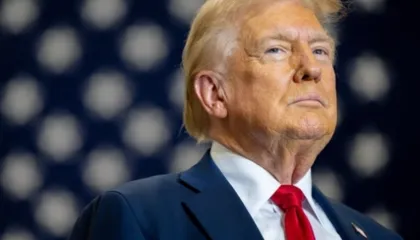 “200 % tarifë doganore për verërat e Francës”, Trump: BE nuk do t’i rezistojë përpjekjeve të mia për të blerë Groenlandën