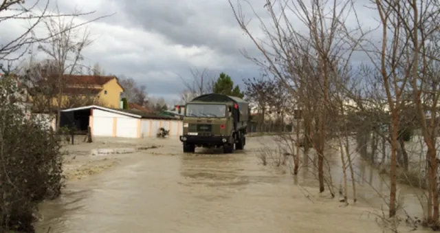 266 hektarë tokë të përmbytura, deri tani pa rrezik për banesat në Shkodër