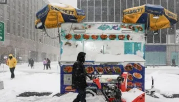 30 viktima nga stuhia në SHBA, mbi 20 shtete shpallin gjendjen e emergjencës