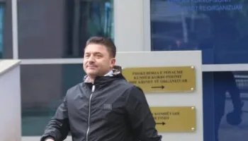 33 mln dëm shtetit! SPAK mbyll hetimet për ish-kryebashkiakun e Kavajës, Elvis Roshi