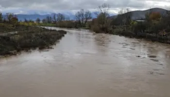 400 familje të izoluara, gjashtë fshatra të Bashkisë Maliq të bllokuara nga shembja e urës