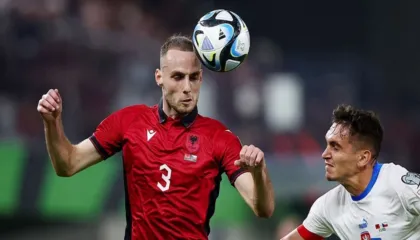 45 milionë euro për mbrojtësin e majtë, Atletico Madrid dhe Sunderland joshin Mario Mitajn